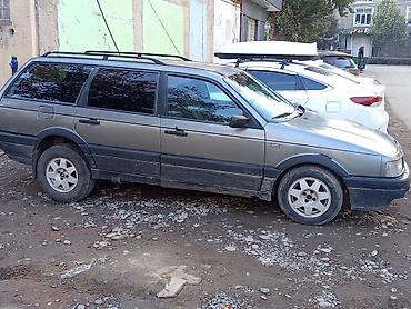 Volkswagen: Volkswagen Passat Variant: 1989 г., 1.8 л, Кол менен иштөөчү, Бензин, Универсал — 2