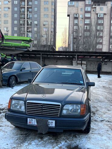 Mercedes-Benz: Mercedes-Benz W124: 1993 г., 2.2 л, Механика, Бензин, Седан