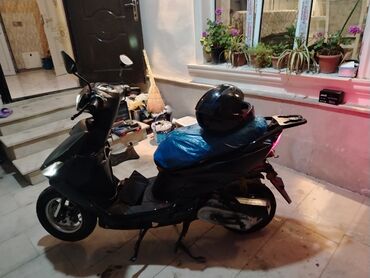 Mopedlər,skuterlər: Salam moped satilir sadece apqi satqi senedi var 49 kubdu sureti 60 70 — 7