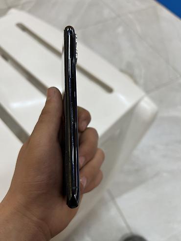 Apple iPhone: IPhone 11 Pro, Б/у, 64 ГБ, Зеленый, Чехол, 81 % — 3