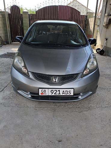 Транспорт: Honda Fit: 2010 г., Автомат, Бензин, Хэтчбэк — 1