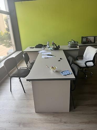 defter qelem: Ofis mebel dəsti Şəkilərdəki yanlız mebeler satılır 1500 manata 3 ay — 1