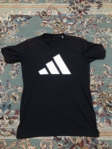 Футболки: Мужская футболка, XL (EU 42), Adidas, Б/у, цвет - Черный, Самовывоз
