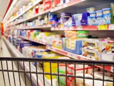 готовый бизнес кофейня: Продается продуктовый мини маркет . Расположенная в мкр Асанбай внутри