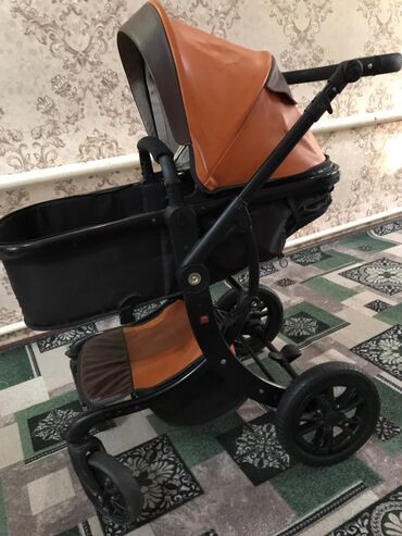 детские безрукавки: Продаю коляску в хорошем состоянии город КАРА БАЛТА