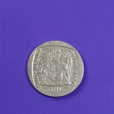 Sikkələr: Müxtəlif ölkələr müxtəlif illər. Biri 3-4 azn — 12