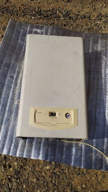 Döşəmə: İşlənmiş Kombi İmmergas 24 kVt, Ünvandan götürmə, Pulsuz quraşdırma, Zəmanətsiz, Kredit yoxdur