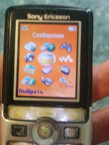 мобильные телефоны сони эриксон: Sony Ericsson K750i, Б/у, 2 GB, цвет - Серебристый, 1 SIM
