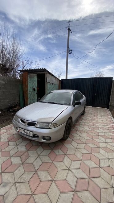 Mitsubishi: Mitsubishi Carisma: 1995 г., Механика, Бензин, Седан