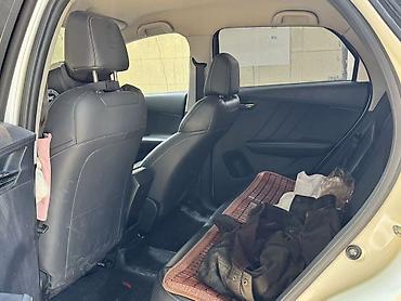 BYD: BYD E2: 2022 г., Робот, Хэтчбэк — 9