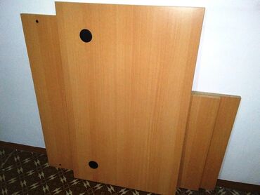Компьютерные столы: Офисный/компьютерный стол, отличное состояние, без царапин, размеры