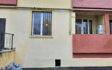 Uzunmüddətli kirayə mənzillər: Mənnzil kirayə verilir. Saray MTK-də yeni tikili binada 14 mərtəbəli — 9