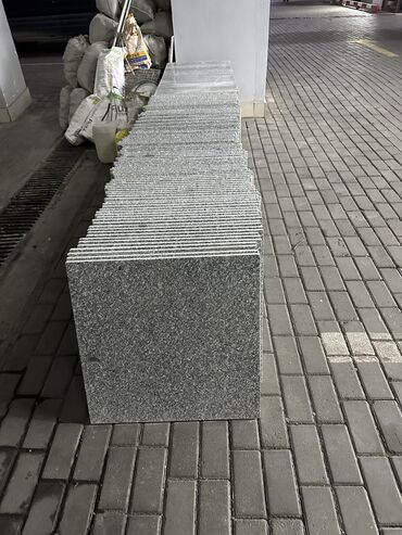 серый гранит: Серый гранит Бишкек, минимальный заказ 50м2