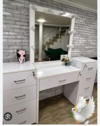 тумба в ванную комнату: Vizaj/saç/studiyalar və ev istifadəsi üçün ideal vizaj masası və güzgü