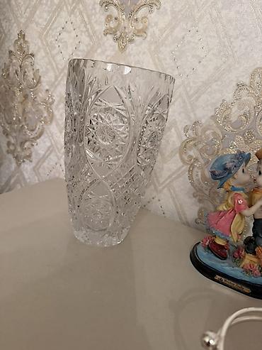 qedimi parca: Bir vaza, Xrustal — 1