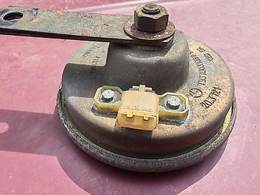 auspuh za auto: Sirena  automobila Lada Lada 2108 Samara. Polovno, ocuvano. Skinuto sa — 7