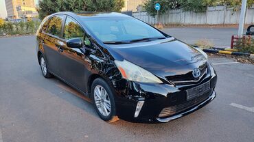 Toyota: Toyota Prius: 2012 г., 1.8 л, Вариатор, Гибрид, Универсал