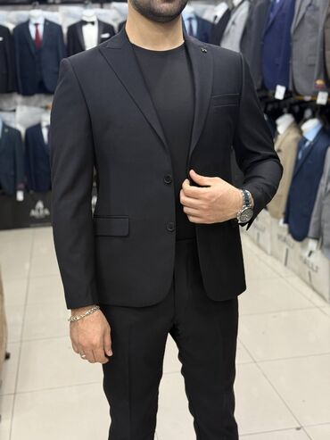 Kostyumlar: Kişi dəst kostyum Şık və modern seçimlər 😎 Mağaza var. Nağd və — 7