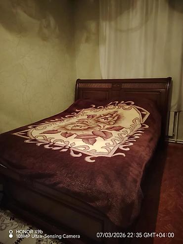 liliya gulu: İşlənmiş, İkinəfərlik çarpayı, Bazasız, Matras ilə, Siyirməsiz, Malayziya — 1