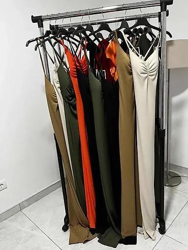 DUGACKE HALJINE SA OTVORENIM LEDJIMA | Karakteristike ženske odeće