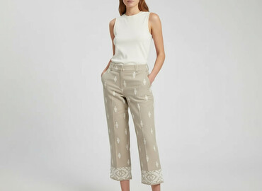 Zo han: Zara, Material trousers for women, size XS
