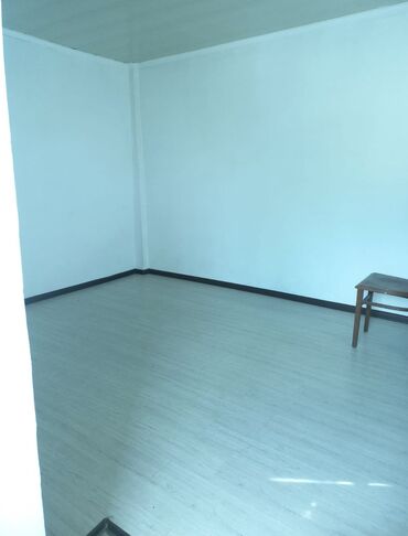 сутычный комната: 16 м², Без мебели