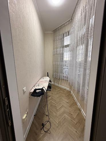 кв манас: Сдаю 2 ком. квартиру с хорошим ремонтом. На длительный срок. ЖК — 10