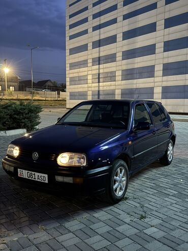 расрочкага машина берилет: Volkswagen Golf: 1996 г., 1.8 л, Автомат, Бензин, Хетчбек