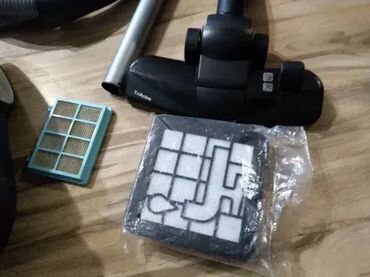 Klasični usisivači: Ispravan. Lepo. ocuvan, malo koriscen. Uz usisivac dobijate nove — 12