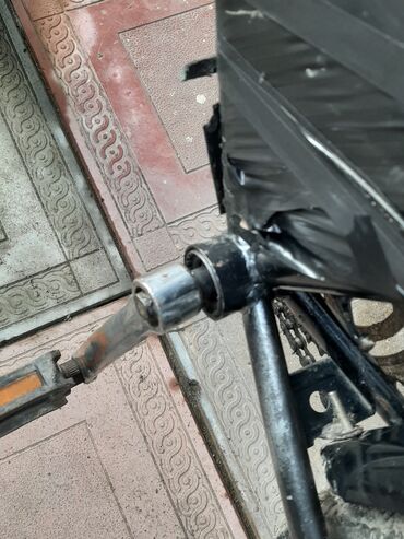 Şəhər velosipedləri: Şəhər velosipedi 28", sürətlərin sayı: 1 — 9