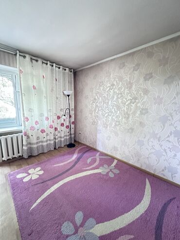 продаю квартиру по улице советская донецкая: 1 комната, 32 м², 104 серия, 4 этаж, Косметический ремонт