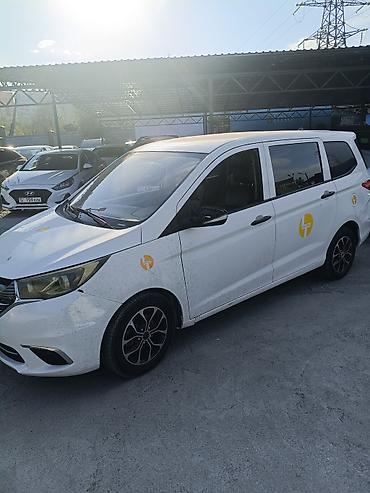 Changan: Changan : 2021 г., 0.1 л, Автомат, Электромобиль, Минивэн — 2