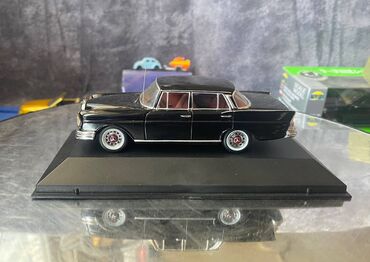 Avtomobil modelləri: Коллекционная модель Mercedes-Benz 220SE W111 black 1959 Vitesse — 16
