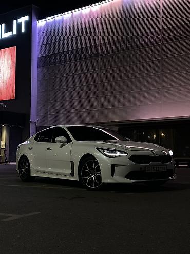 киа стрингер: Kia Stinger: 2018 г., 2 л, Автомат, Бензин, Фастбек — 1
