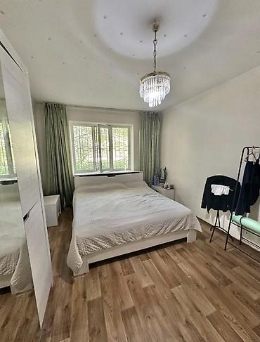 Квартиры: 3 комнаты, 63 м², Космос Индивидуалка, 1 этаж, Старый ремонт — 3