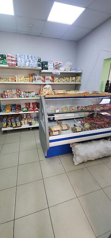 Продажа магазинов: Продажа магазинов В жилом доме, 35 м², С мебелью, Цокольный этаж этаж — 8