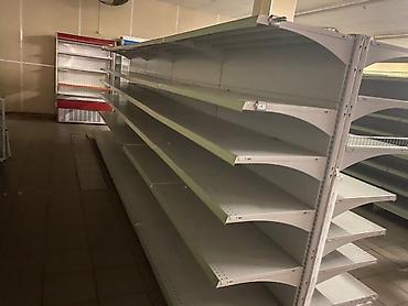 Соода жабдуулары: Витрины, стеллажи, полки торговые металлические б/у, полка магазинная — 3