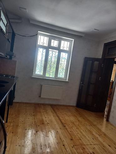 arenda qaraj: 5 otaqlı, 240 kv. m, Orta təmir — 4