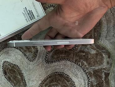 Уюлдук телефондор жана аксессуарлар: IPhone 13, цвет Starlight (белый). В комплекте: оригинальная коробка — 3