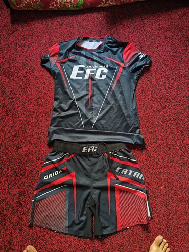 спортивные трусы: Спортивный комплект EFC для единоборств/ММА Состав набора: - рашгард