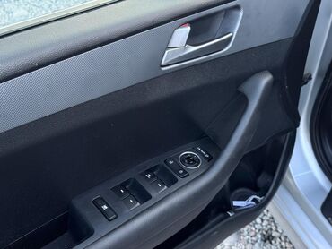 Hyundai: Hyundai Sonata: 2021 г., 2 л, Автомат, Газ, Седан — 7