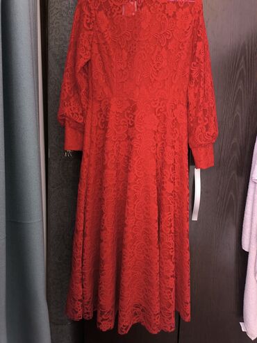 красное платье с длинными рукавами: Вечернее платье, Длинная модель, Шифон, С рукавами, M (EU 38)