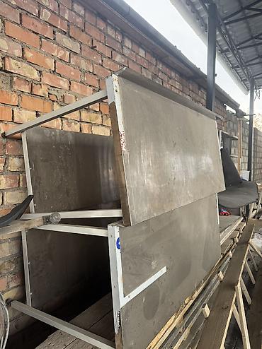 Фастфуд: В связи с закрытием бизнес точки суши продаются кухонные — 15