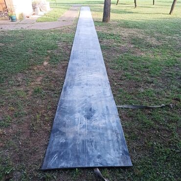 Ostalo: Gumena transportna traka širine 80cm, dužine 17,5. Veoma dobra traka — 9