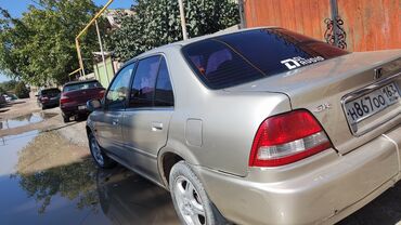 Honda: Honda Civic: 1999 г., 1.5 л, Автомат, Бензин, Седан