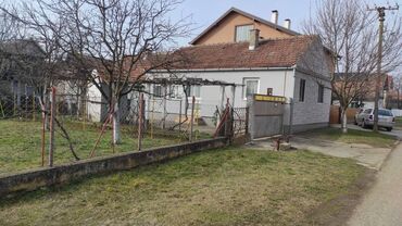 Kuće na prodaju: Prodajem kuću sa pripadajućim zemljištem i pomoćnim objektima, ukupne — 6