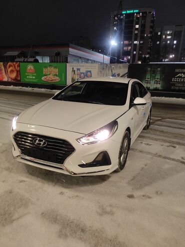 Hyundai: Hyundai Sonata: 2018 г., 2 л, Типтроник, Газ, Седан