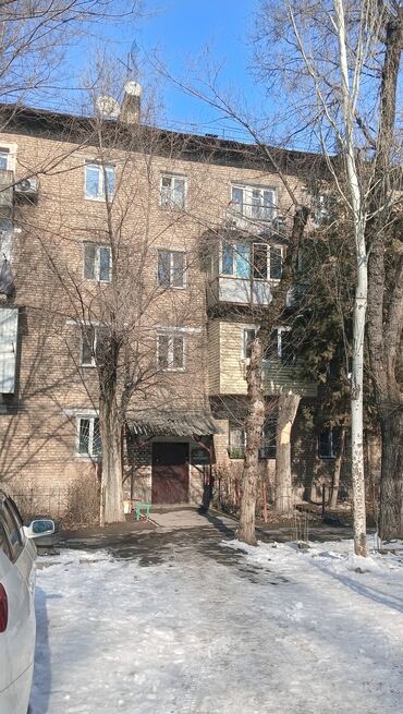 срочно продается квартира: 1 комната, 30 м², Хрущевка, 4 этаж, Косметический ремонт