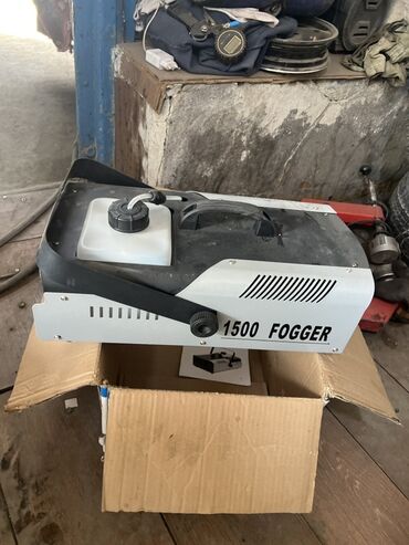 оборудование для караоке: Дым-машина 1500 FOGGER - Мощность: 1500 Вт (указано на корпусе) -