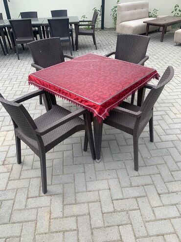 стремянка стул: Balkon üçün, İşlənmiş, Açılmayan, Kvadrat masa, 4 stul